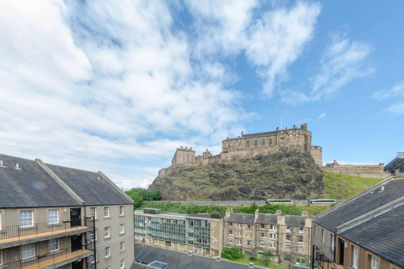 Joivy Warm & Welcoming Flat Near Edinburgh Castle Apartamento Exterior foto